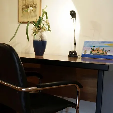 Duplex Tinel Apartment Split