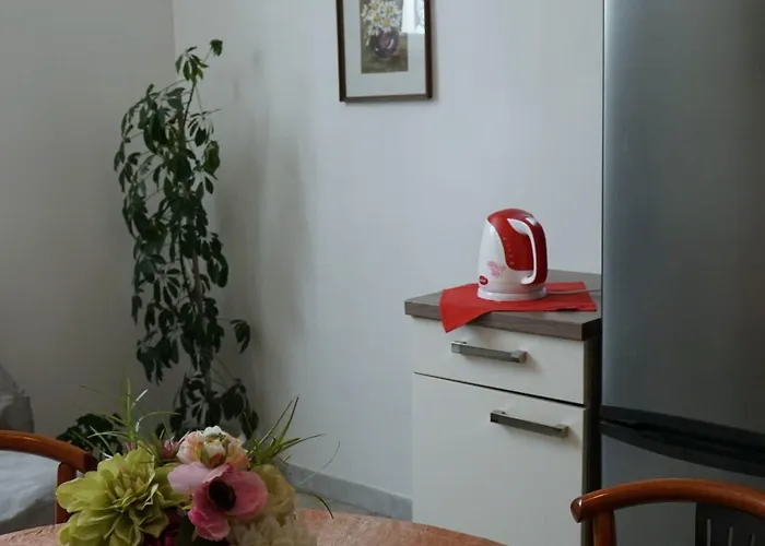 아파트 Duplex Tinel 스플리트