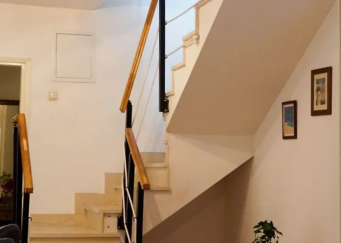 Duplex Tinel 아파트