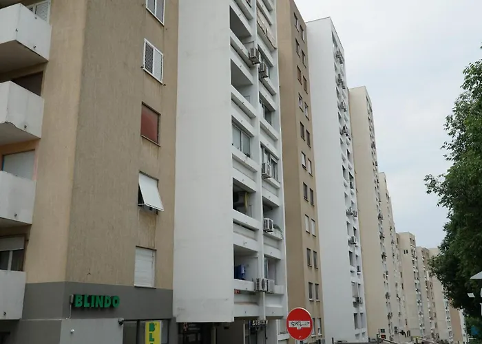 아파트 Duplex Tinel